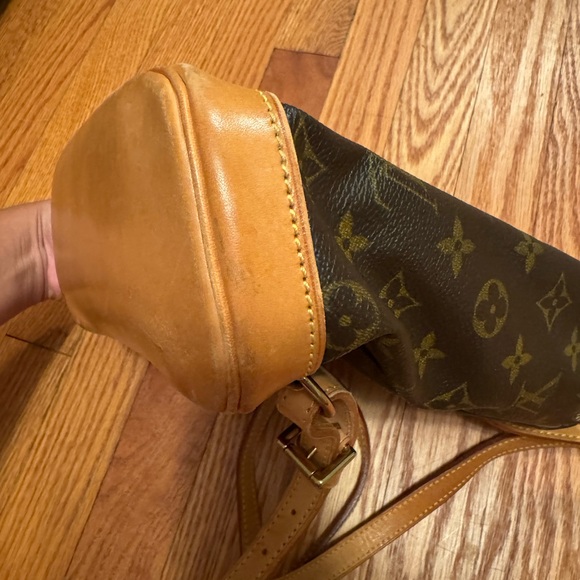 Louis Vuitton Monogram Mini Montsouris Backpack - Picture 3 of 15